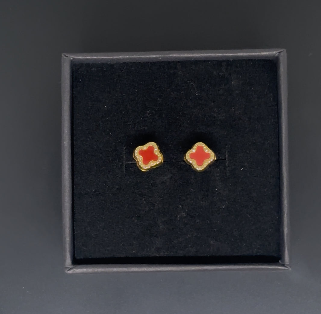 14k Gold Stud Earrings - Red Mini Clover