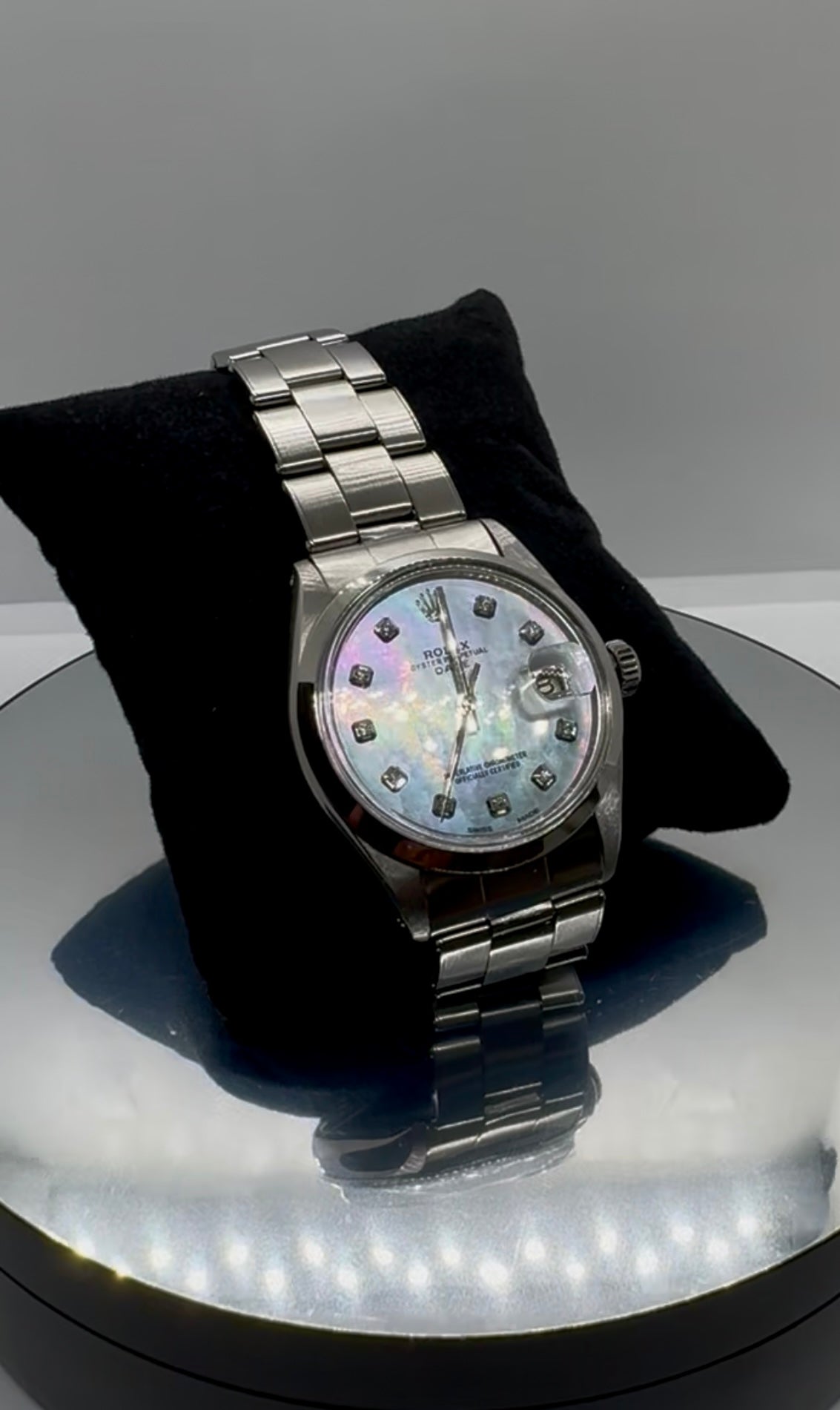 Rolex Date 34mm – Mother of Pearl Rainbow Diamond Dial | Oyster Bracelet | Stainless Steel