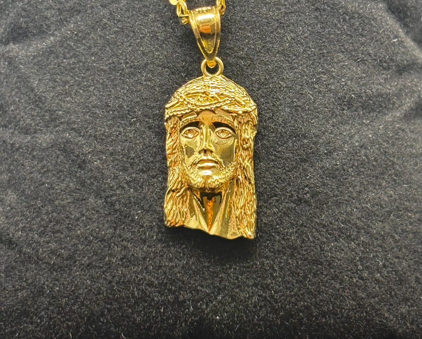 10k Gold Pendant - Jesus Face