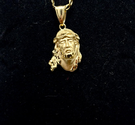 10k Gold Pendant - Jesus Face Diamond Cut
