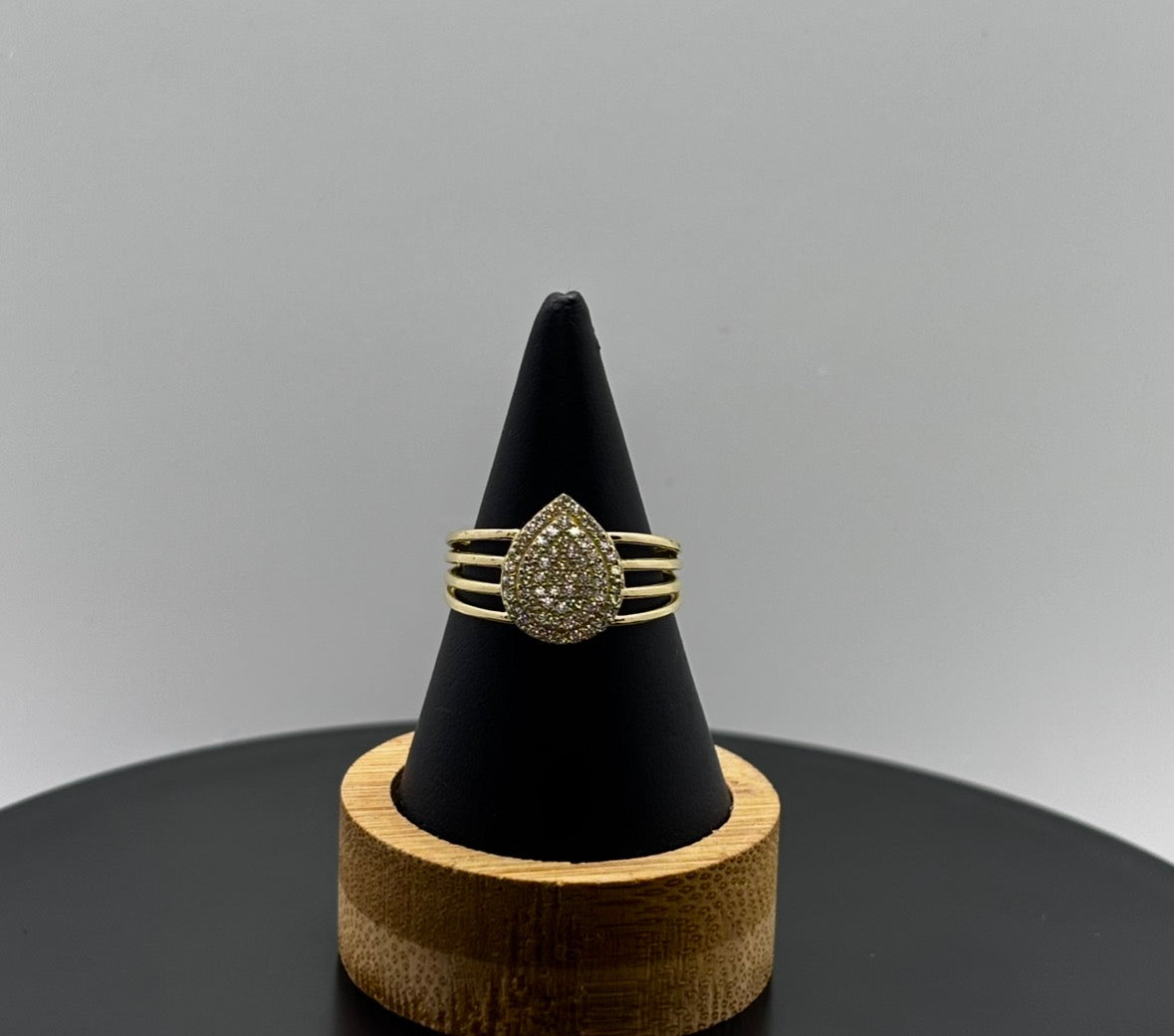 10K Gold C/z Drop-shaped Pavé Ring